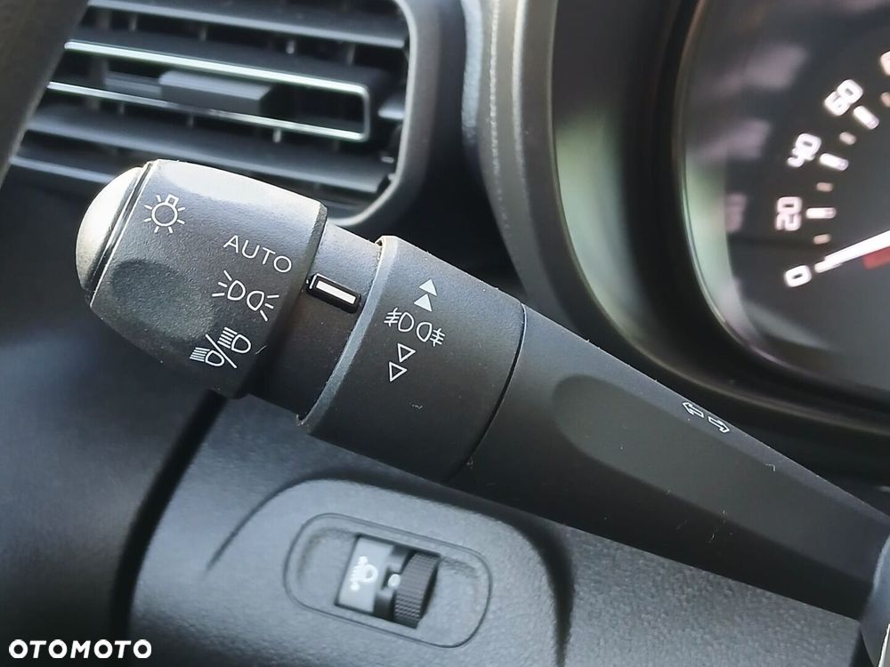 Toyota Proace City Verso Long 1.5 D-4D Business - 28