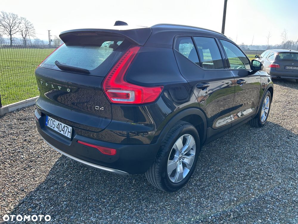 Volvo XC 40 D4 AWD - 6