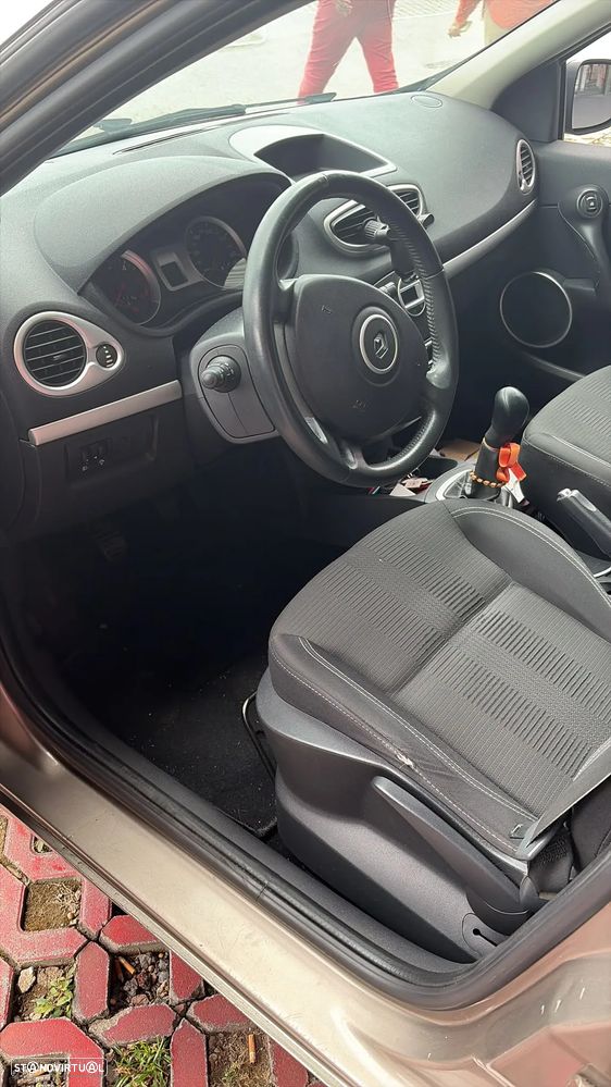 Renault Clio Break 1.5 dCi Confort 94g - 4