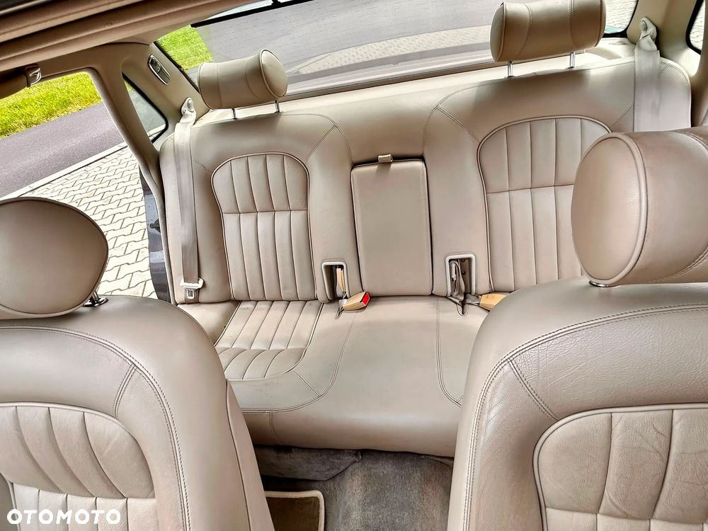 Jaguar XJ - 6
