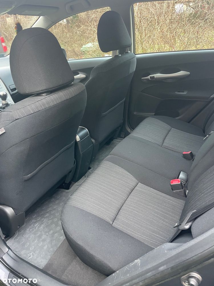 Toyota Auris 1.6 VVT-i Luna - 8