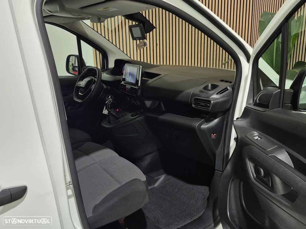 Peugeot Partner 1.6HDI LONGA - 100CV - Premium | GARANTIA | 3 LUG - 29