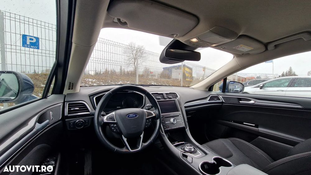 Ford Mondeo 2.0 TDCI Aut. Trend - 9