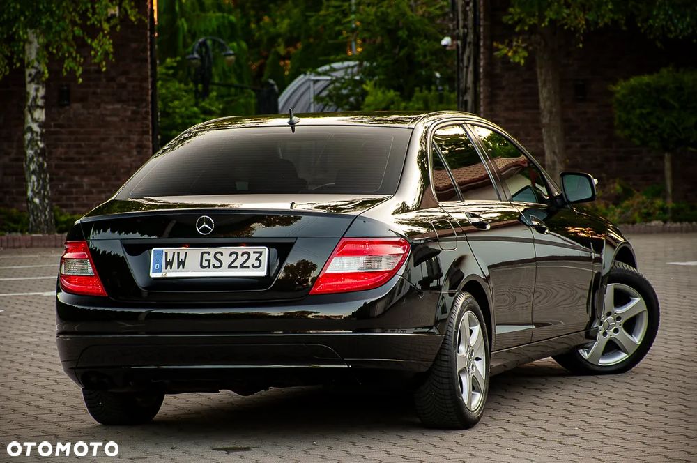 Mercedes-Benz Klasa C 180 Kompressor Automatik - 15