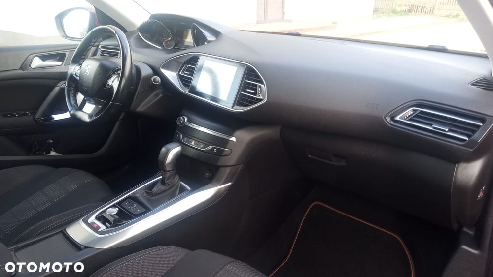 Peugeot 308 PureTech 130 EAT6 Stop & Start Allure - 18