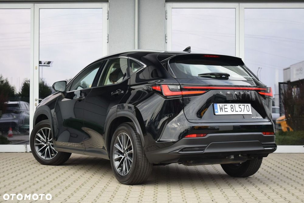 Lexus NX 350h Elegance 2WD - 3
