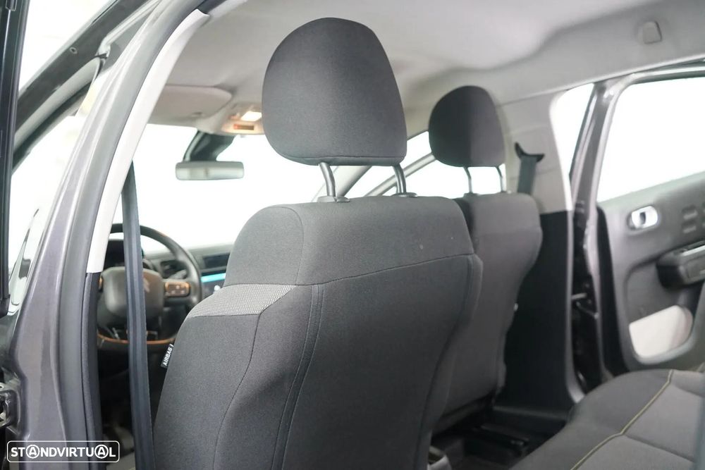 Citroën C3 1.2 PureTech Shine - 38