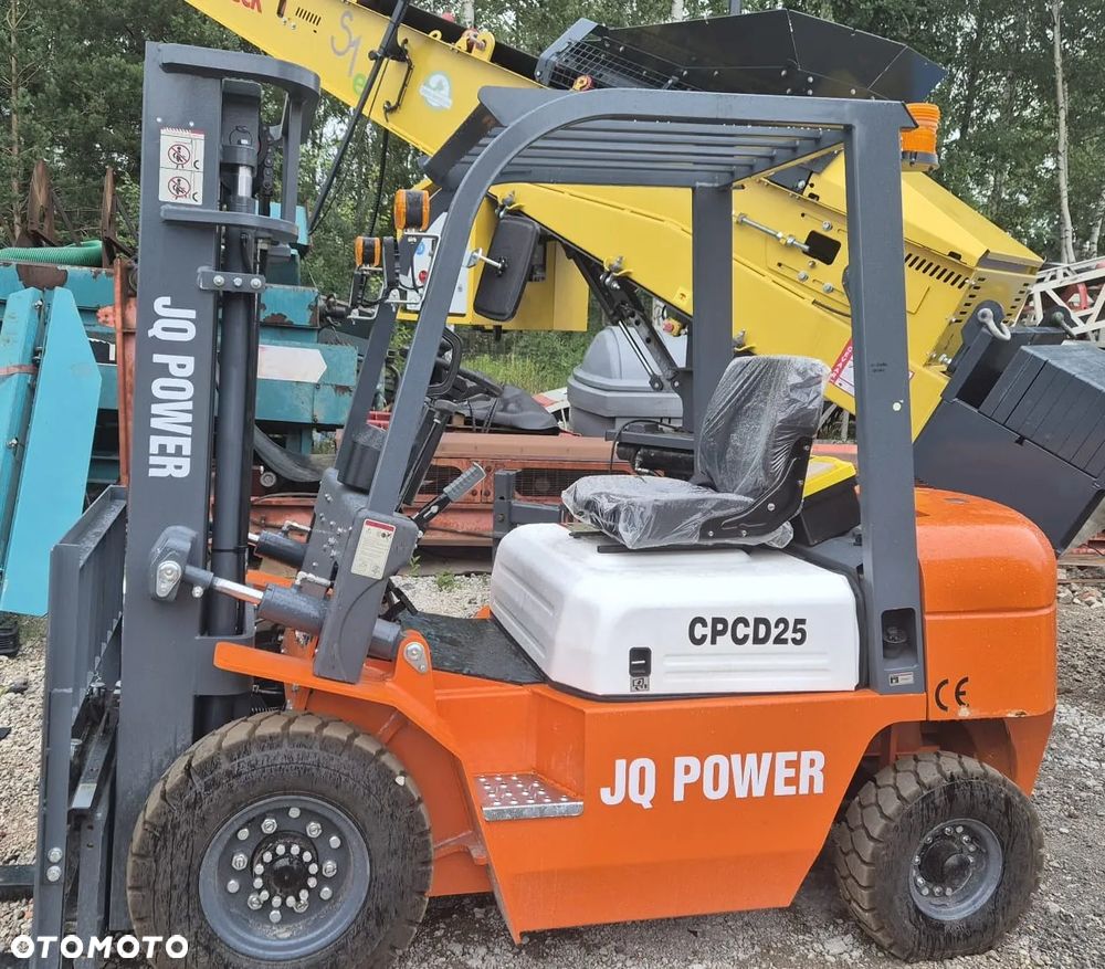 Manitou NOWY WÓZEK WIDŁOWY CPCD 25 DIESEL - 11
