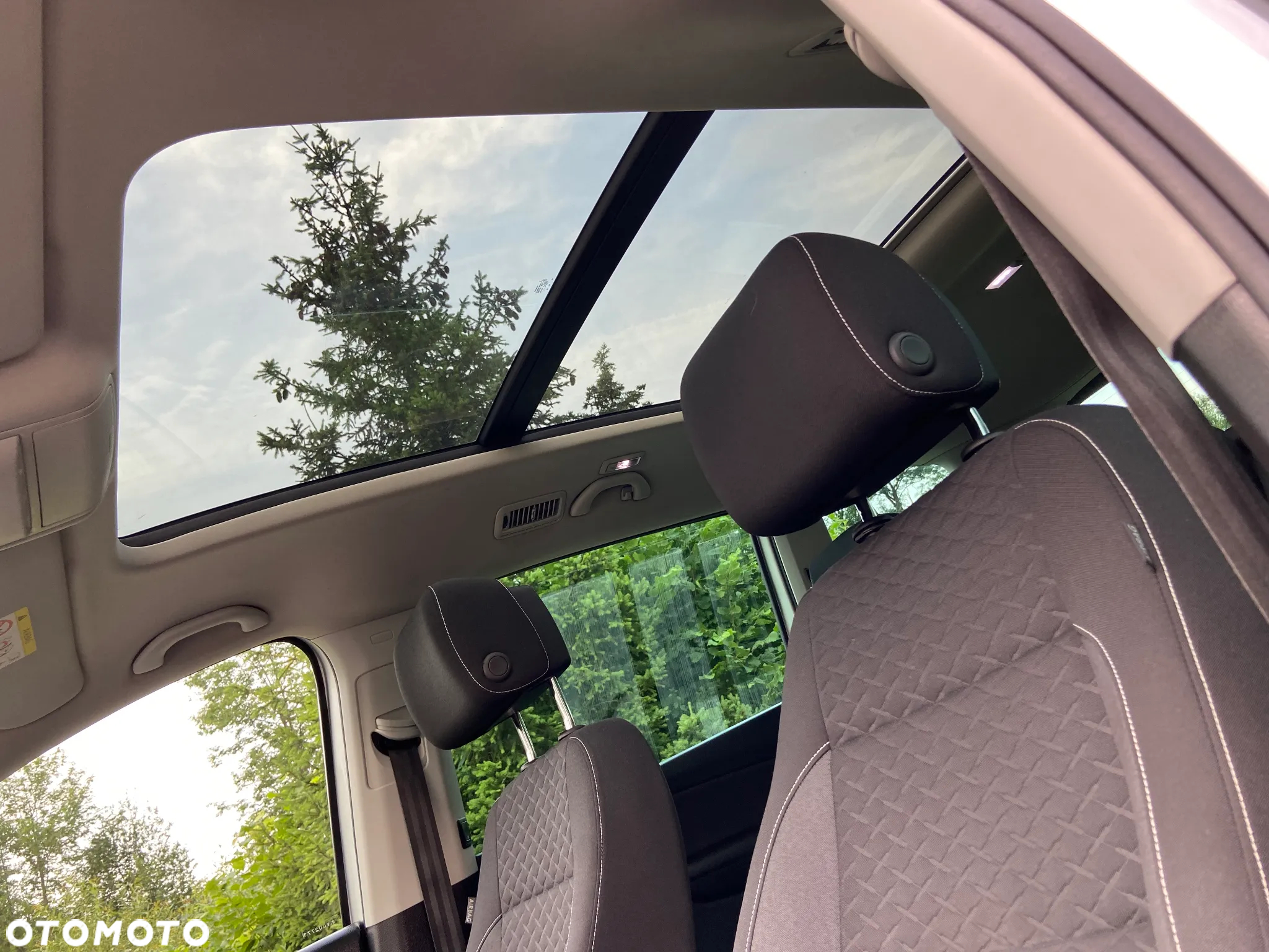 Volkswagen Sharan 2.0 TDI DSG (BlueMotion Technology) Highline - 29