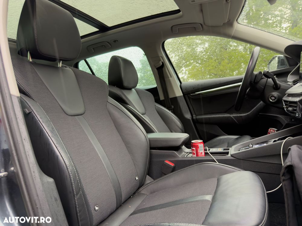 Skoda Octavia 2.0 TDI DSG Exclusive - 26