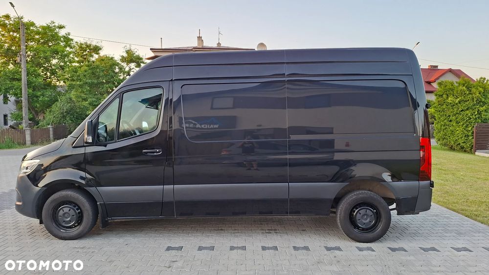 Mercedes-Benz Sprinter - 13