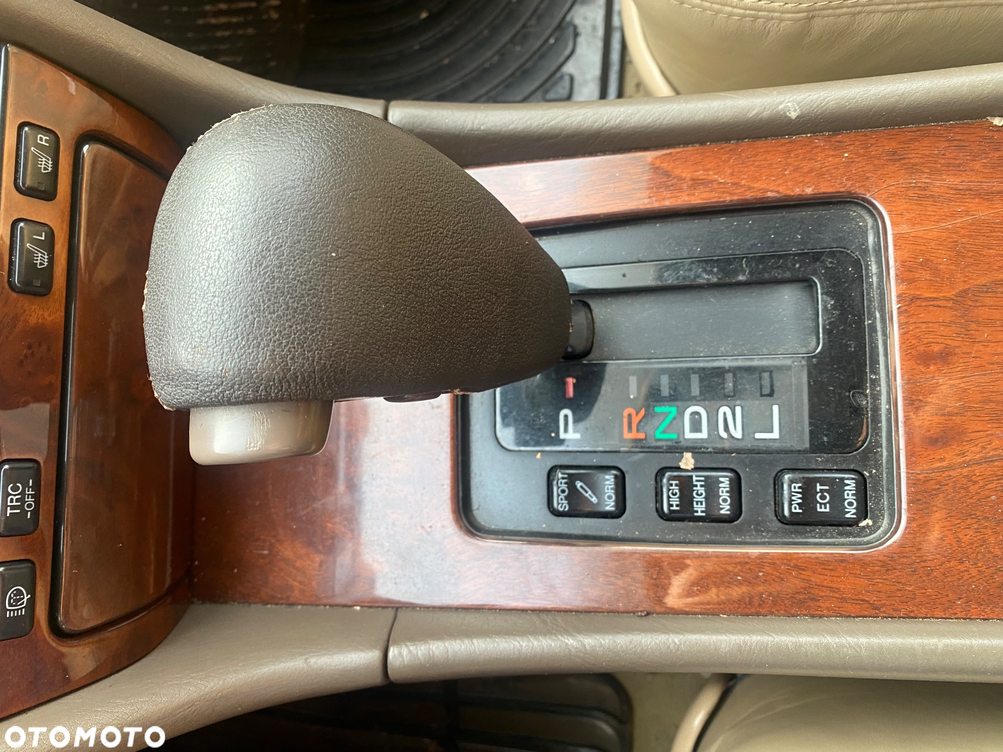 Lexus LS 400 - 20