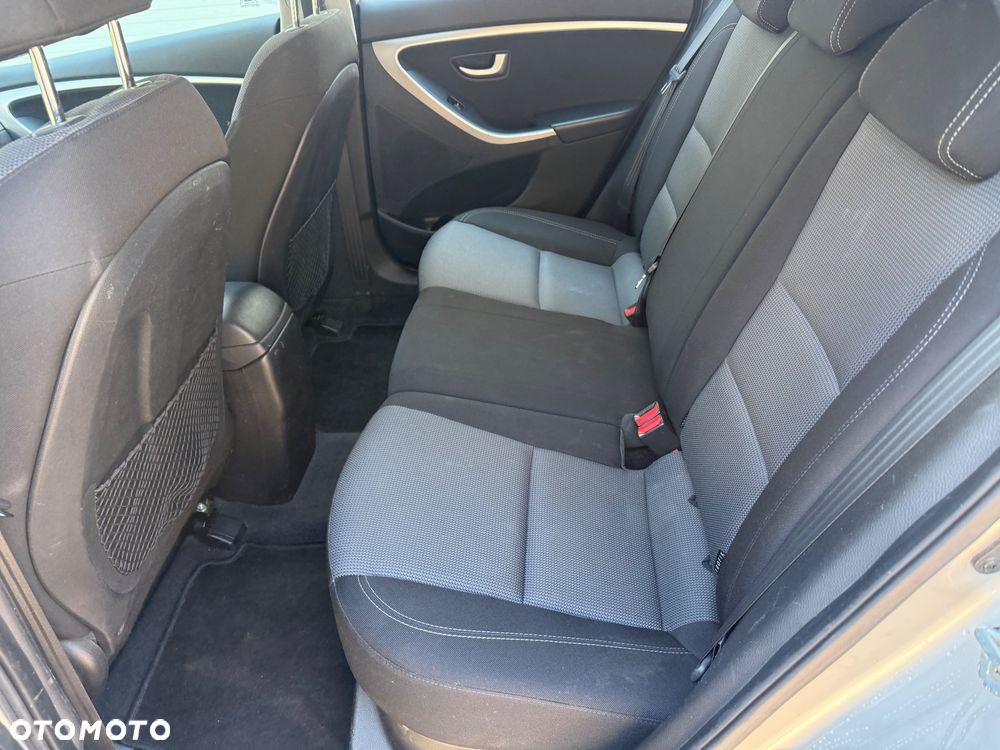 Hyundai i30 - 12