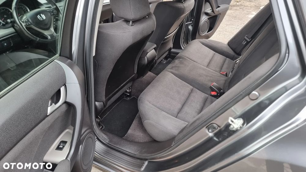 Honda Accord 2.0 Elegance Advantage - 17