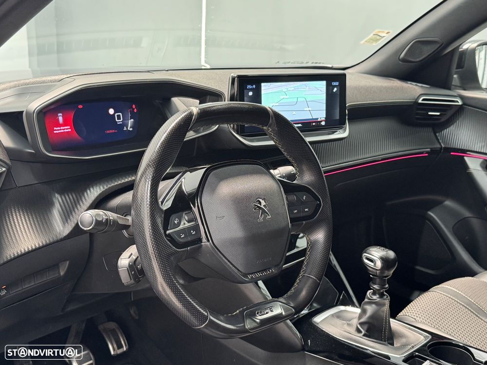 Peugeot 2008 1.5 BlueHDi GT - 19