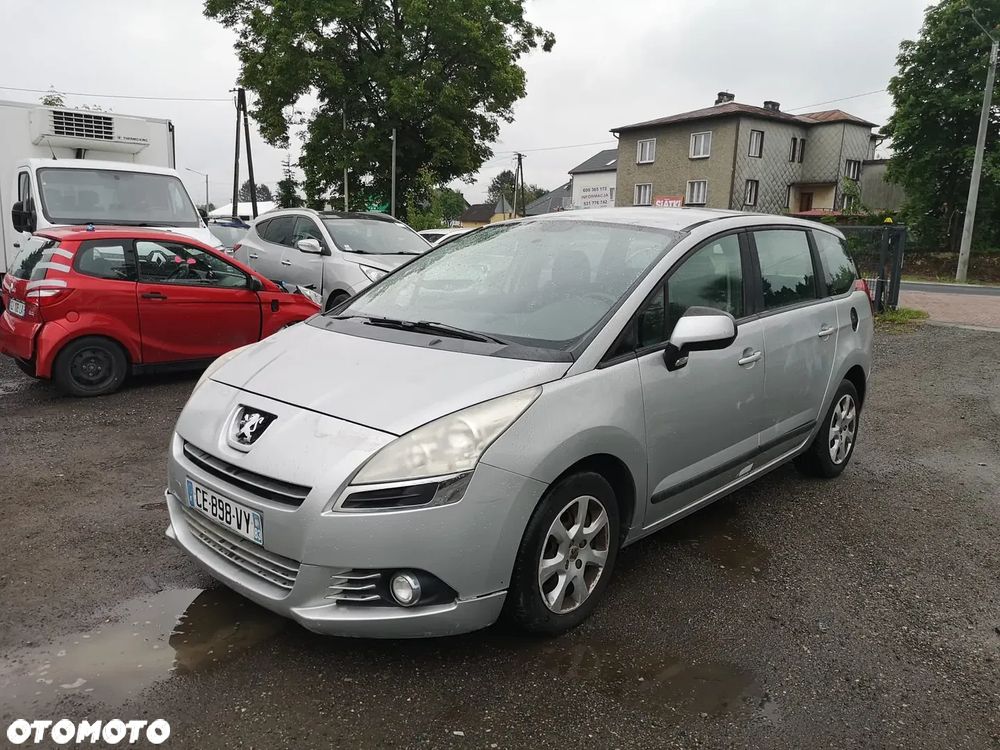 Peugeot 5008 1.6 HDi Premium - 1
