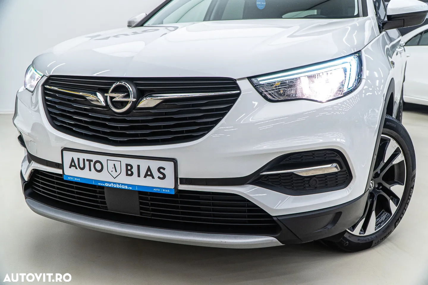 Opel Grandland X 1.2 Turbo START/STOP Innovation Aut. - 11