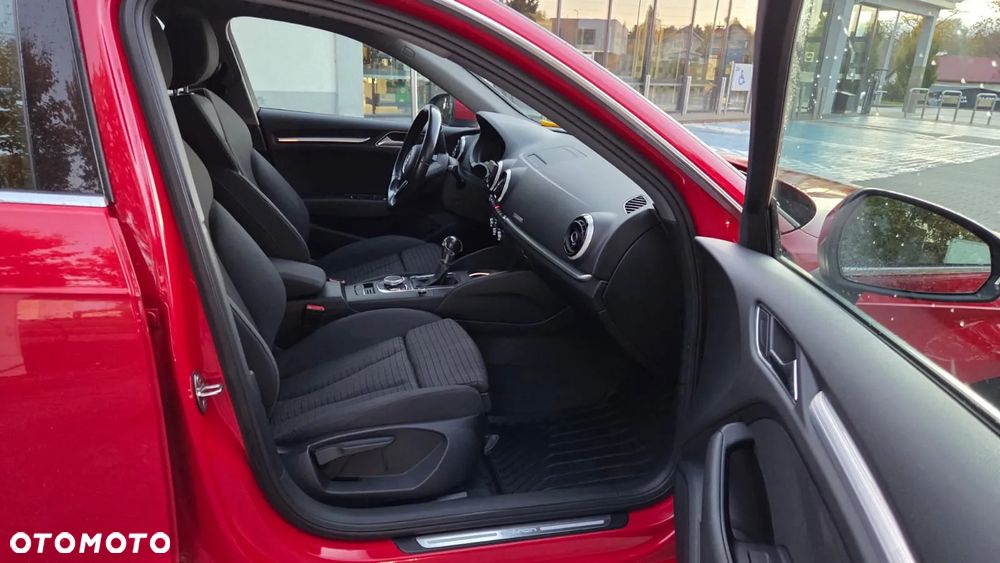 Audi A3 Sportback 1.4 TFSI e-tron Sport S tronic - 9