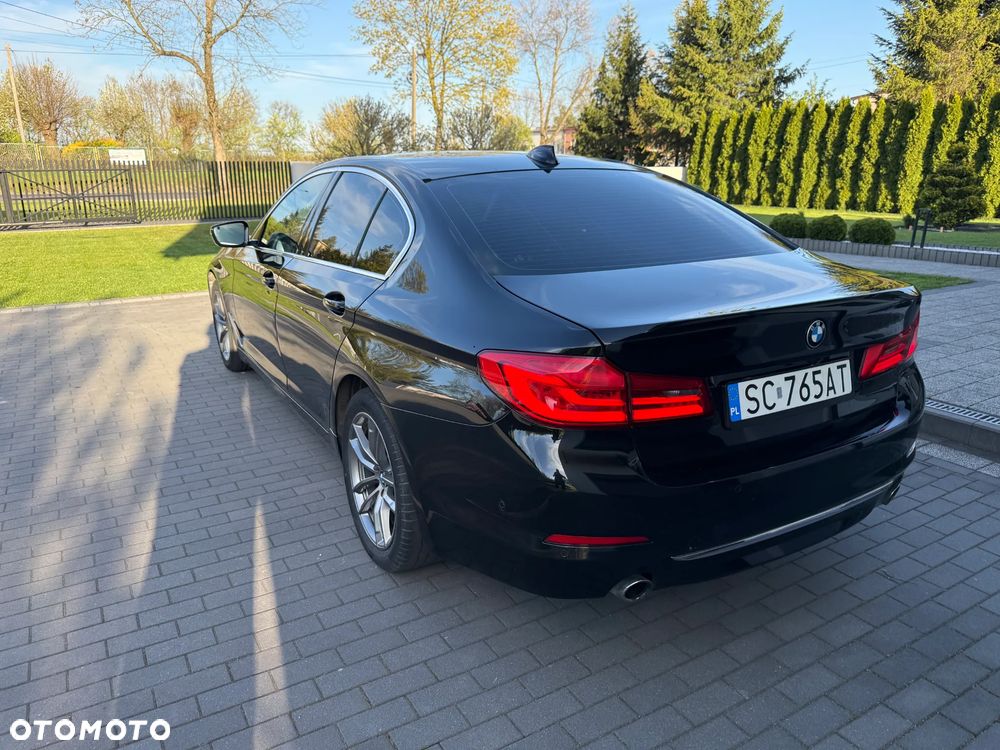 BMW Seria 5 530d xDrive Sport-Aut Luxury Line - 20