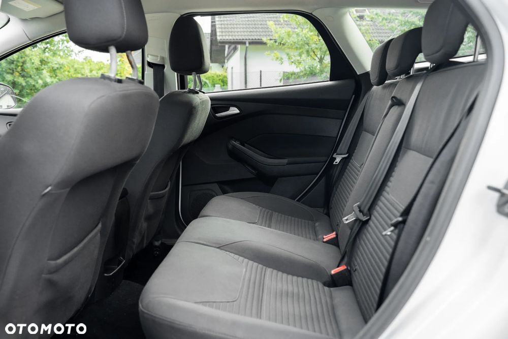 Ford Focus 2.0 TDCi Titanium ASS - 20