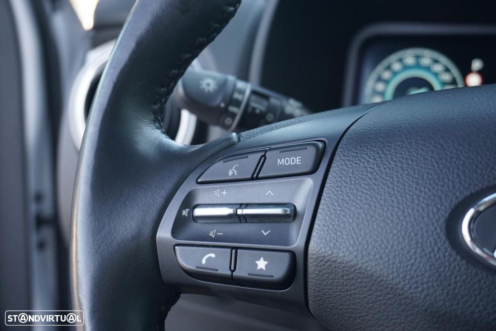 Hyundai Kauai 64 kWh Premium+P.Premium — fotografia 42