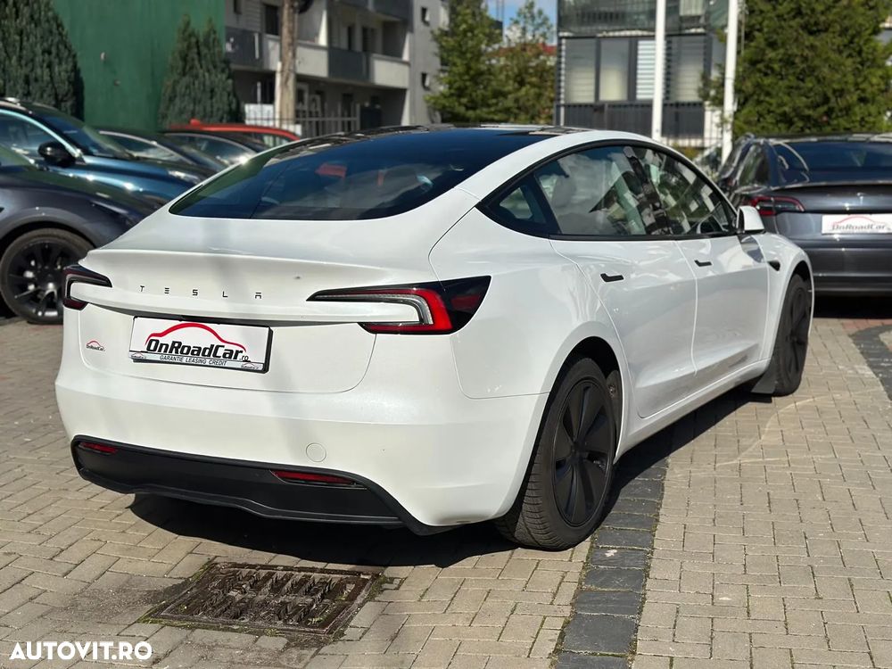 Tesla Model 3 Standard Reichweite Plus Hinterradantrieb - 4