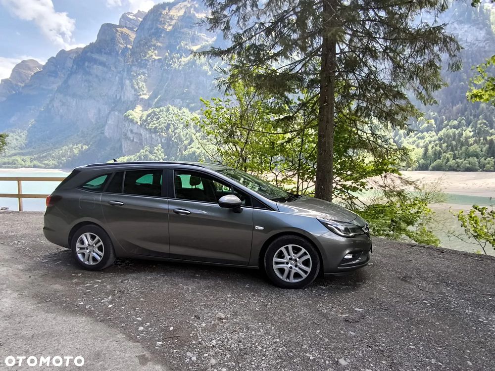 Opel Astra 1.6 CDTI Sport - 28