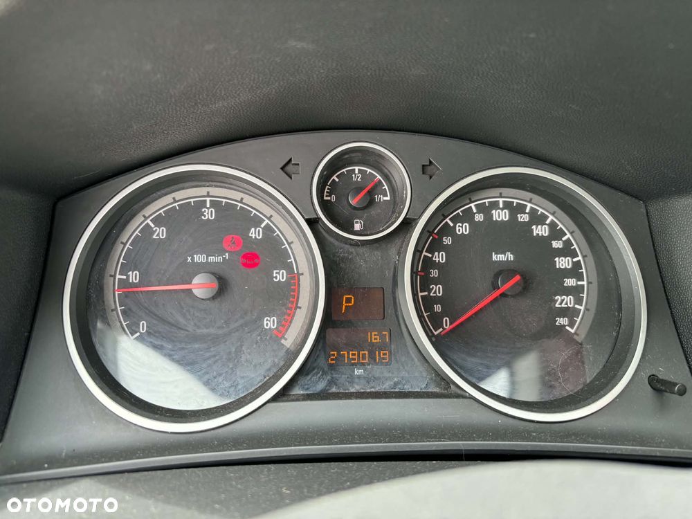 Opel Astra 1.9 CDTI Enjoy - 4