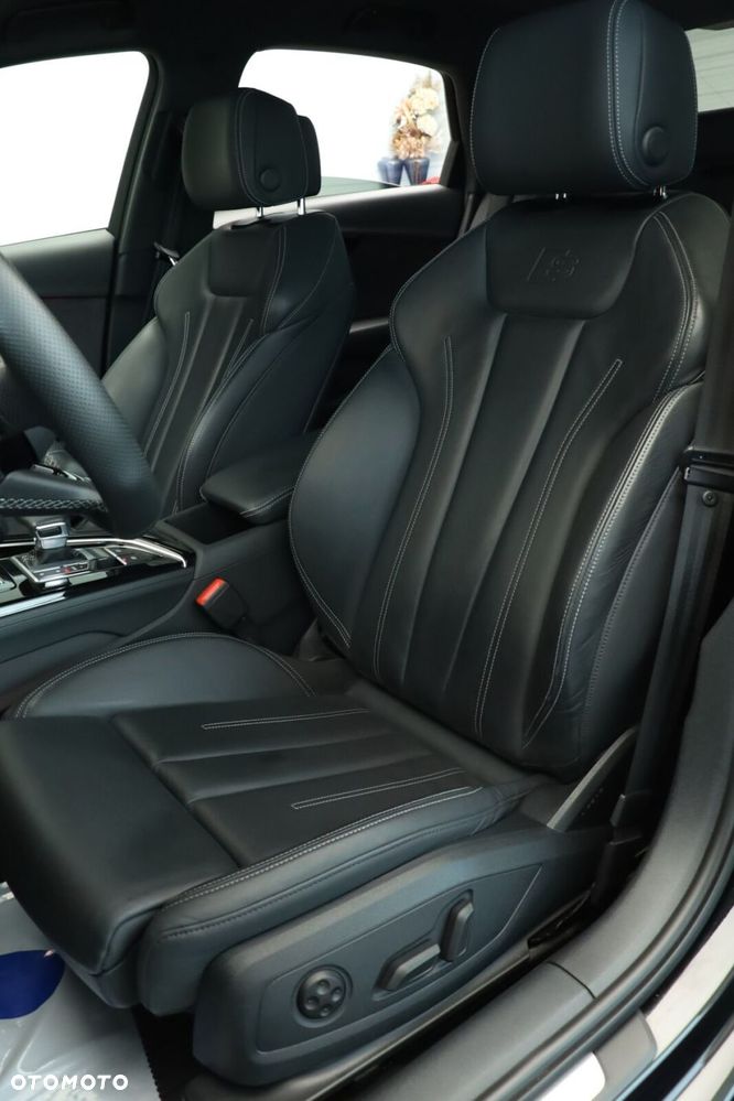 Audi A4 Limousine - 20