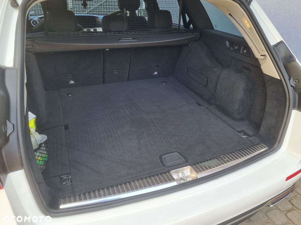 Mercedes-Benz Klasa E 220 d 4-Matic Business Edition 9G-TRONIC - 11