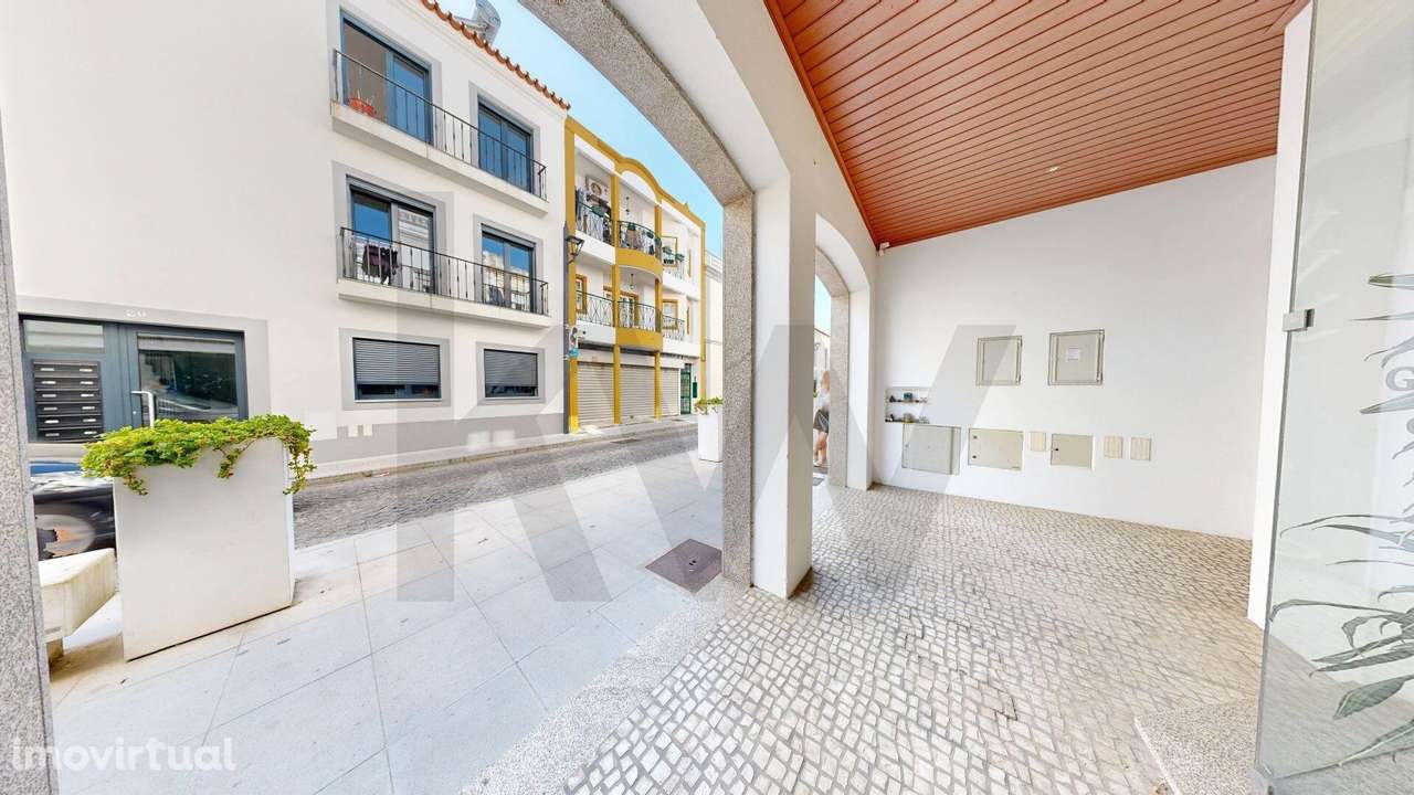 Prédio Tipologia T4, escritório c/ Entrada Independente, Terraço, Quin - Grande imagem: 3/57