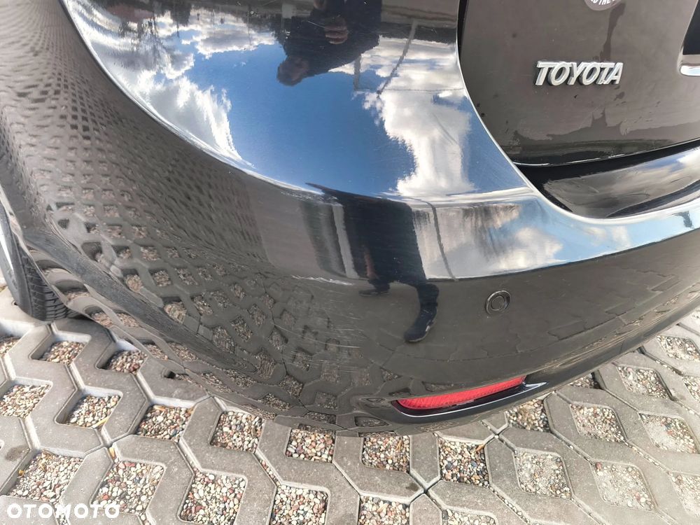 Toyota Avensis 2.0 D-4D Sol - 20