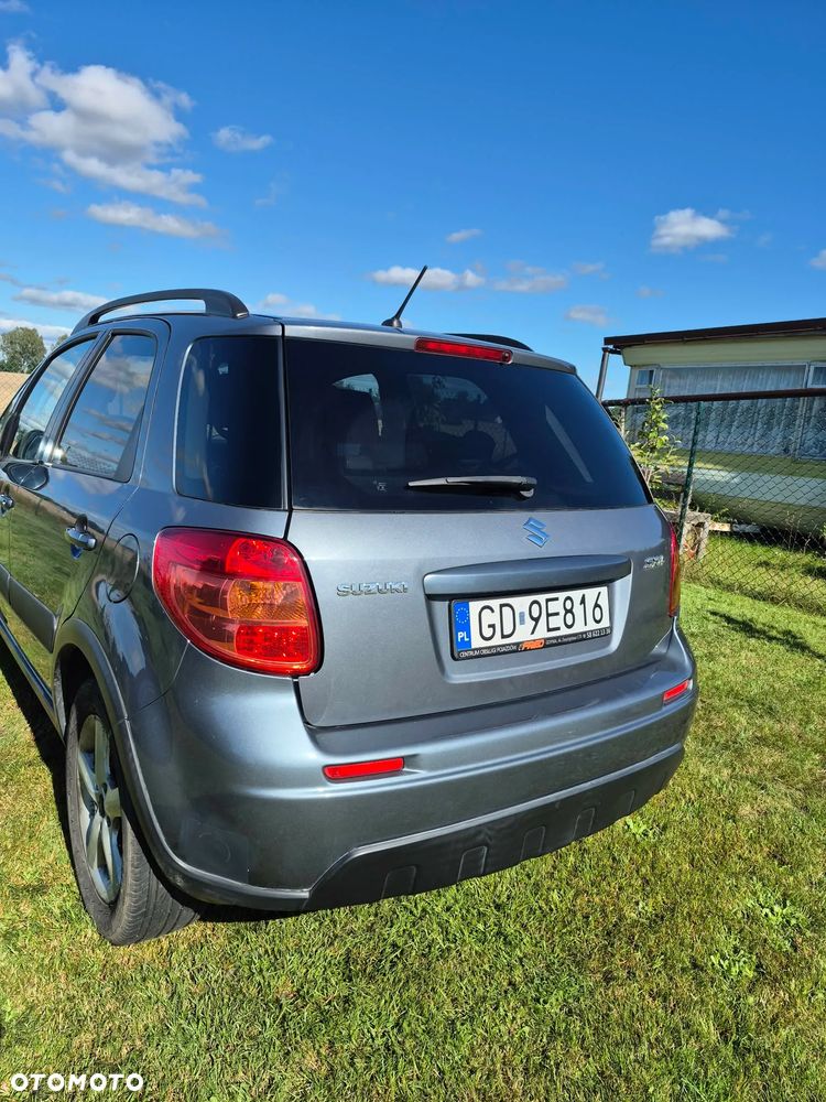 Suzuki SX4 - 9