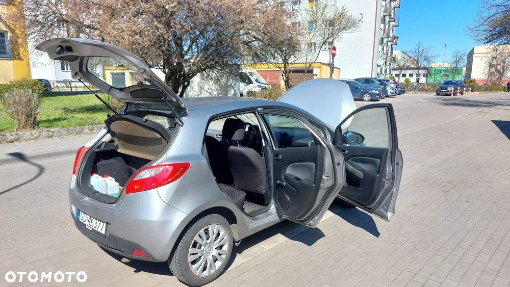 Mazda 2 1.4 DE Core + - 3