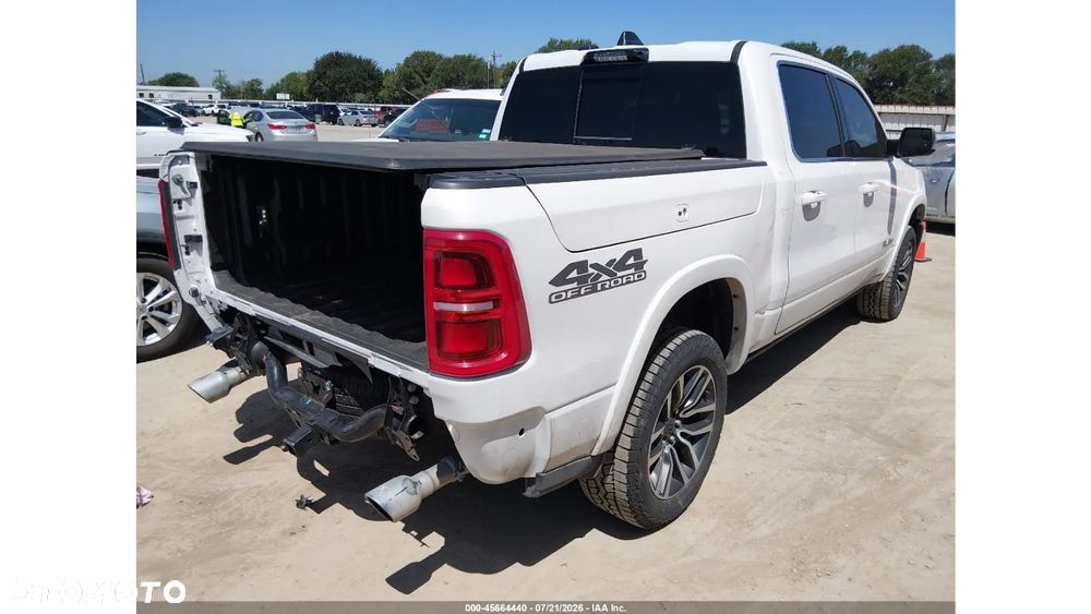 RAM 1500 - 4