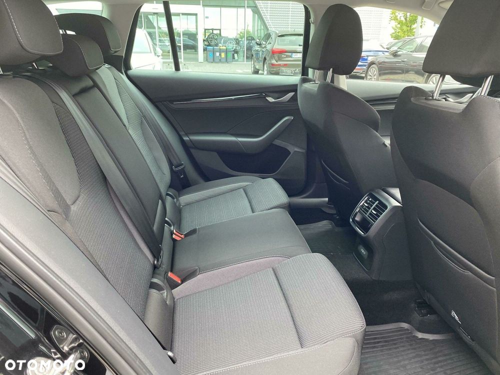 Skoda Octavia 1.5 TSI Selection - 16