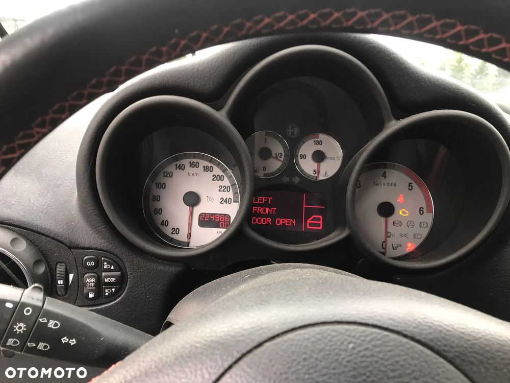 Alfa Romeo GT - 9