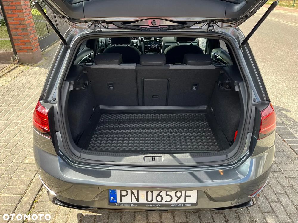 Volkswagen Golf - 16