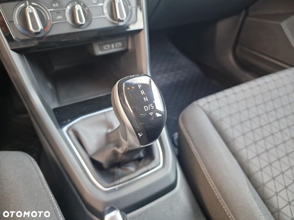 Volkswagen T-Cross 1.5 TSI ACT Life DSG - 26