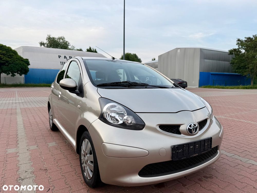 Toyota Aygo Multi Mode ckIN2U - 11