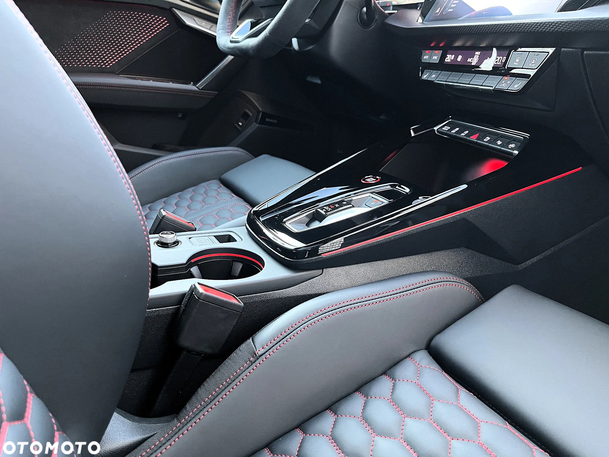 Audi RS3 Sportback TFSI Quattro S tronic - 24