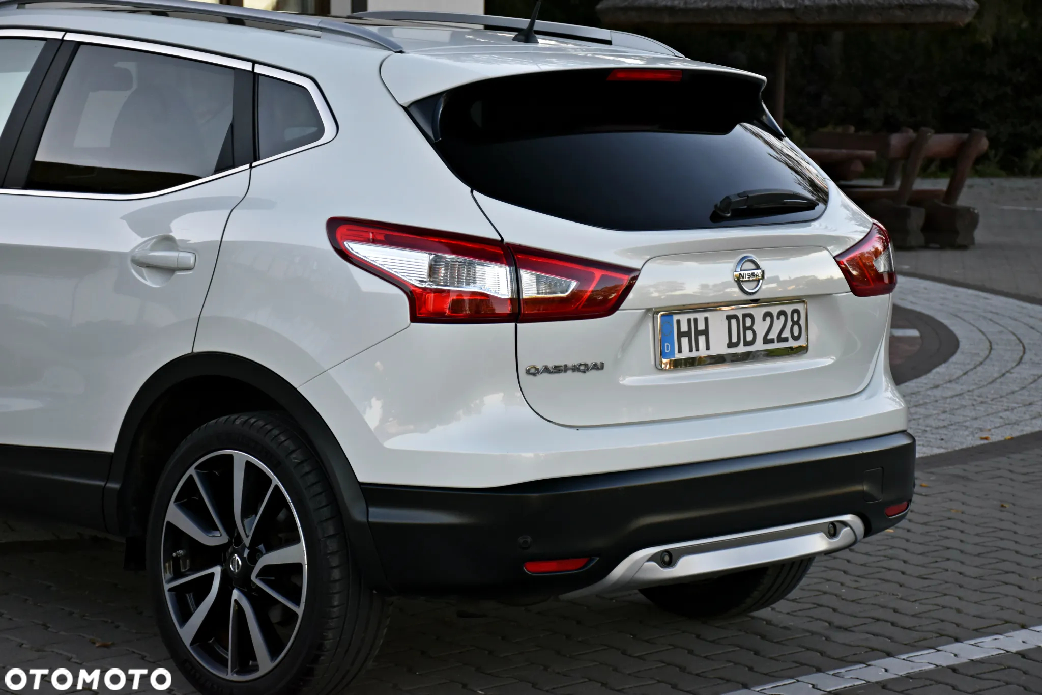 Nissan Qashqai 1.2 DIG-T Xtronic TEKNA+ - 20