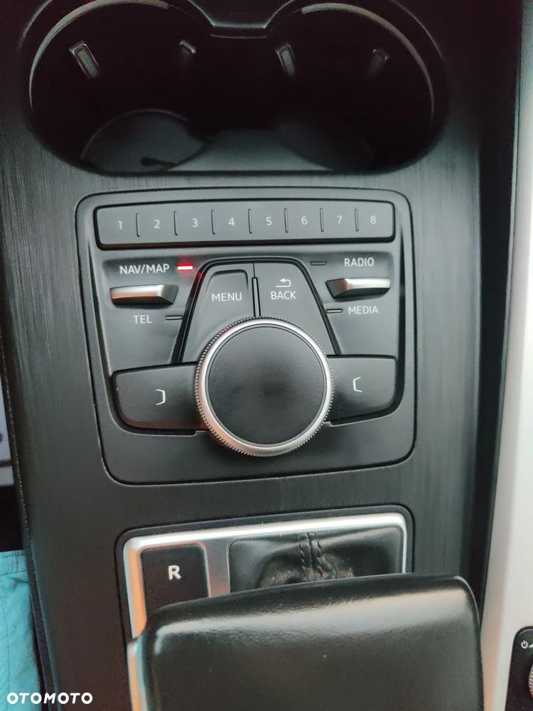 Audi A4 Allroad 2.0 TFSI S tronic - 28