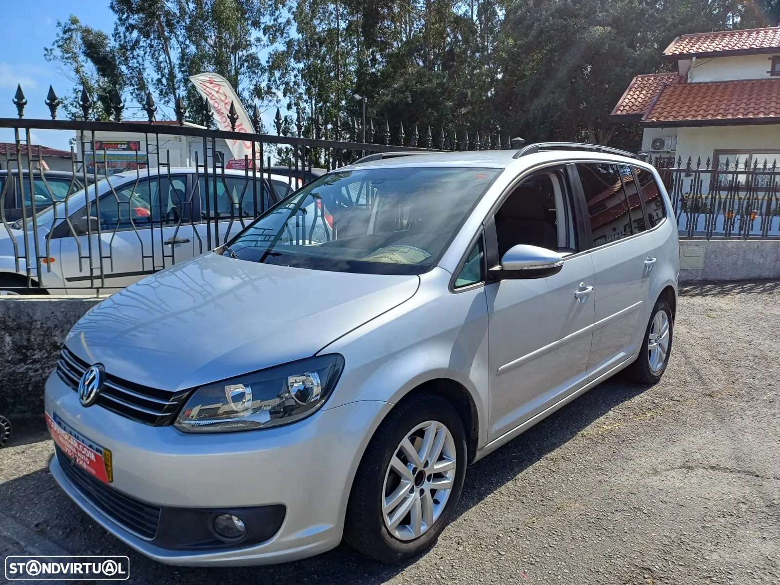 VW Touran 1.6 TDI Blue.Highline 7L - 2