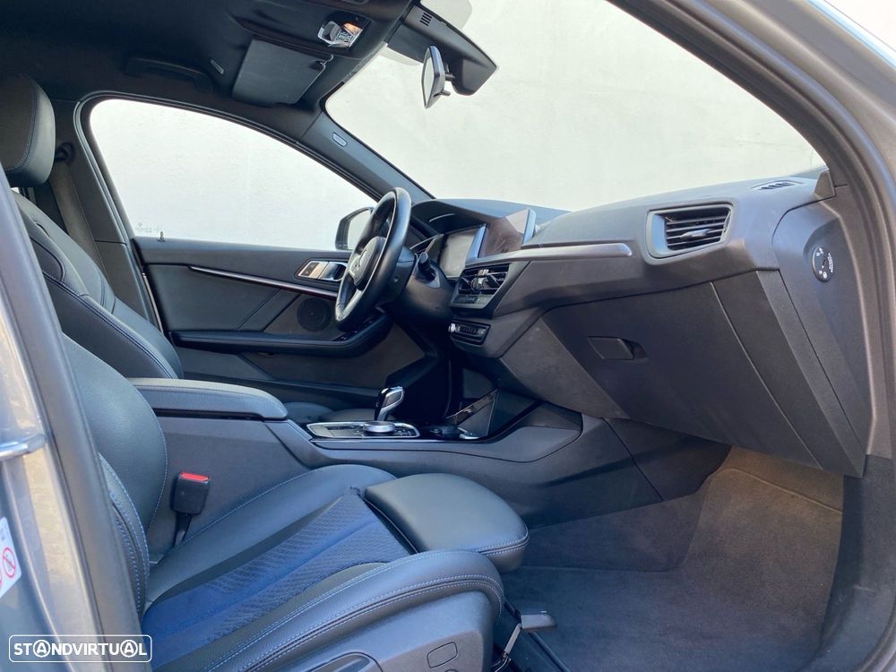 BMW 116 d Pack Desportivo M Auto - 13