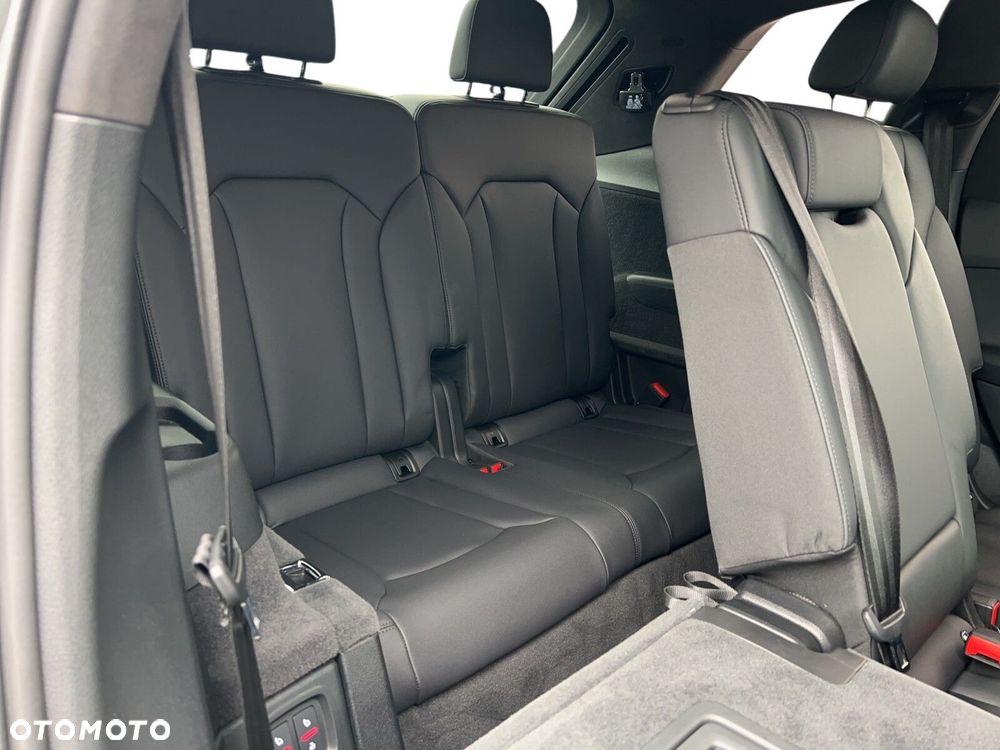 Audi Q7 50 TDI mHEV Quattro S Line Tiptr - 17