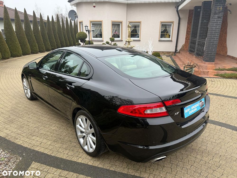 Jaguar XF 3.0 V6 S - 10
