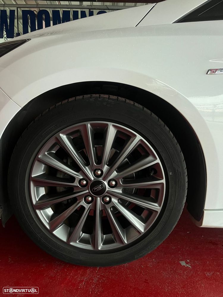 Ford Focus 1.5 TDCi ST-Line DPS - 8