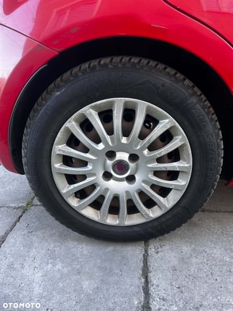 Fiat Grande Punto - 8