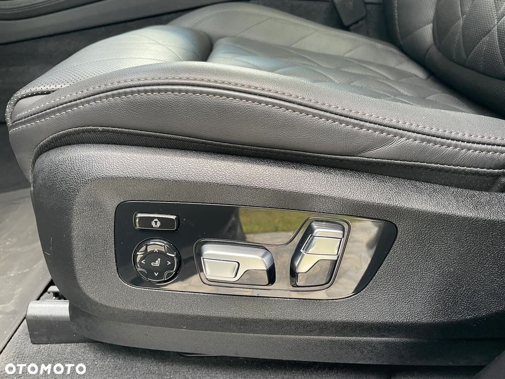 BMW X7 xDrive40i - 33
